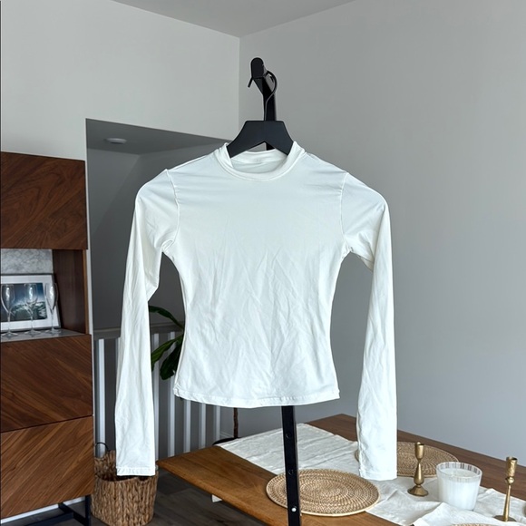 SKIMS swim top XXS - Picture 1 of 3